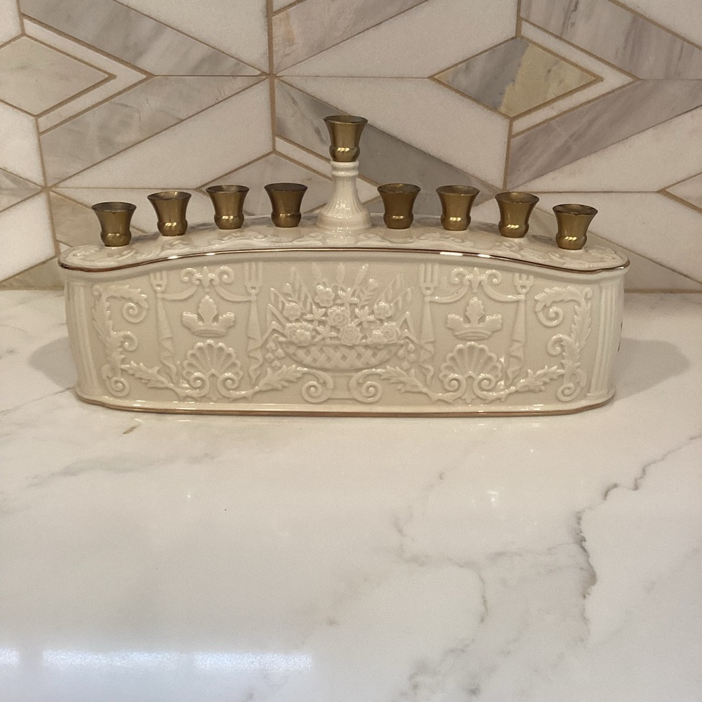 Lenox Judaic Menorah Embossed Ivory Porcelain Retired Candle Holder Hebrew